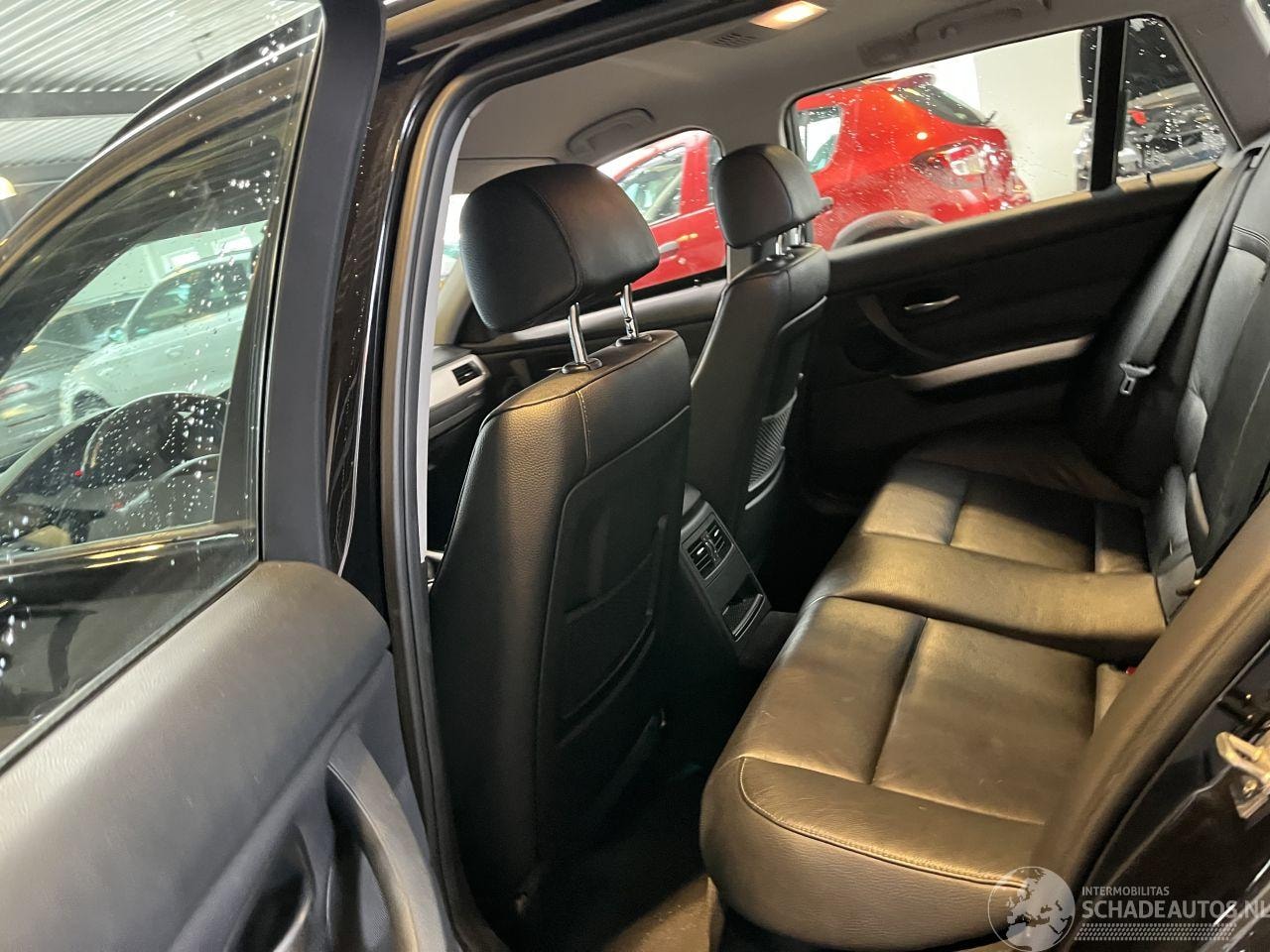 BMW 3-serie Touring - 320i Luxury Line NL NAP!