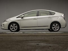 Toyota Prius - 1.8 Executive Business (NAVI, LED, CRUISE, CAMERA, STOELVERWARMING, SPORTSTOELEN, PDC, NIE