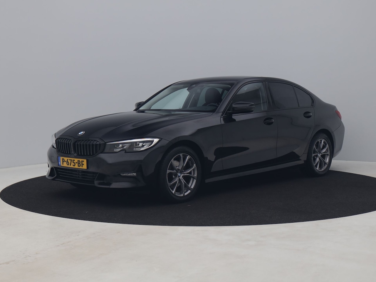 BMW 3-serie - 320i Automaat High Executive | SHADOW | NAVI | STOELVERWARMING - AutoWereld.nl