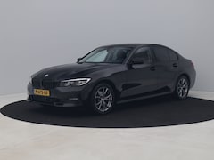 BMW 3-serie - 320i Automaat High Executive | SHADOW | NAVI | STOELVERWARMING