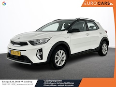 Kia Stonic - 1.0 T-GDi 120pk MHEV DynamicLine Auto. Navigatie Apple Carplay/Android Auto Camera Parkeer