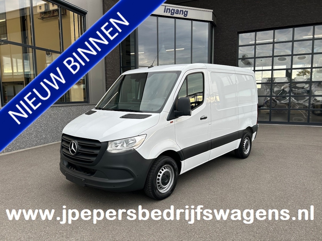 Mercedes-Benz Sprinter - 211 CDI L1 H1 MBUX / Trekhaak / Camera / Parkeersensoren / Airco / Navigatie - AutoWereld.nl