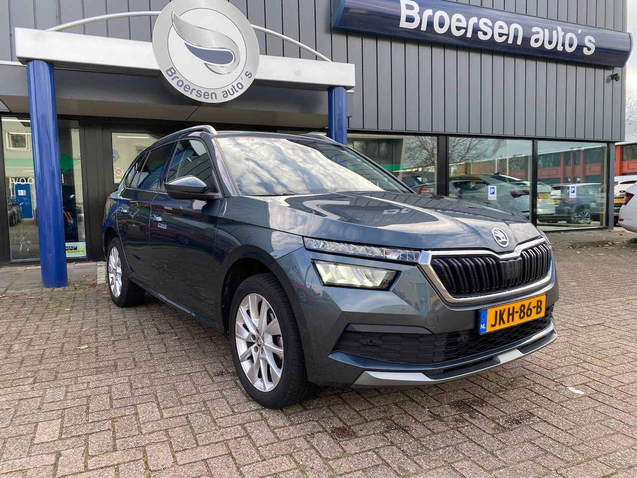 Skoda Kamiq - 1.0 TSI 110pk Style met Camera, Carplay, Stoelverwarming en DigiDash - AutoWereld.nl