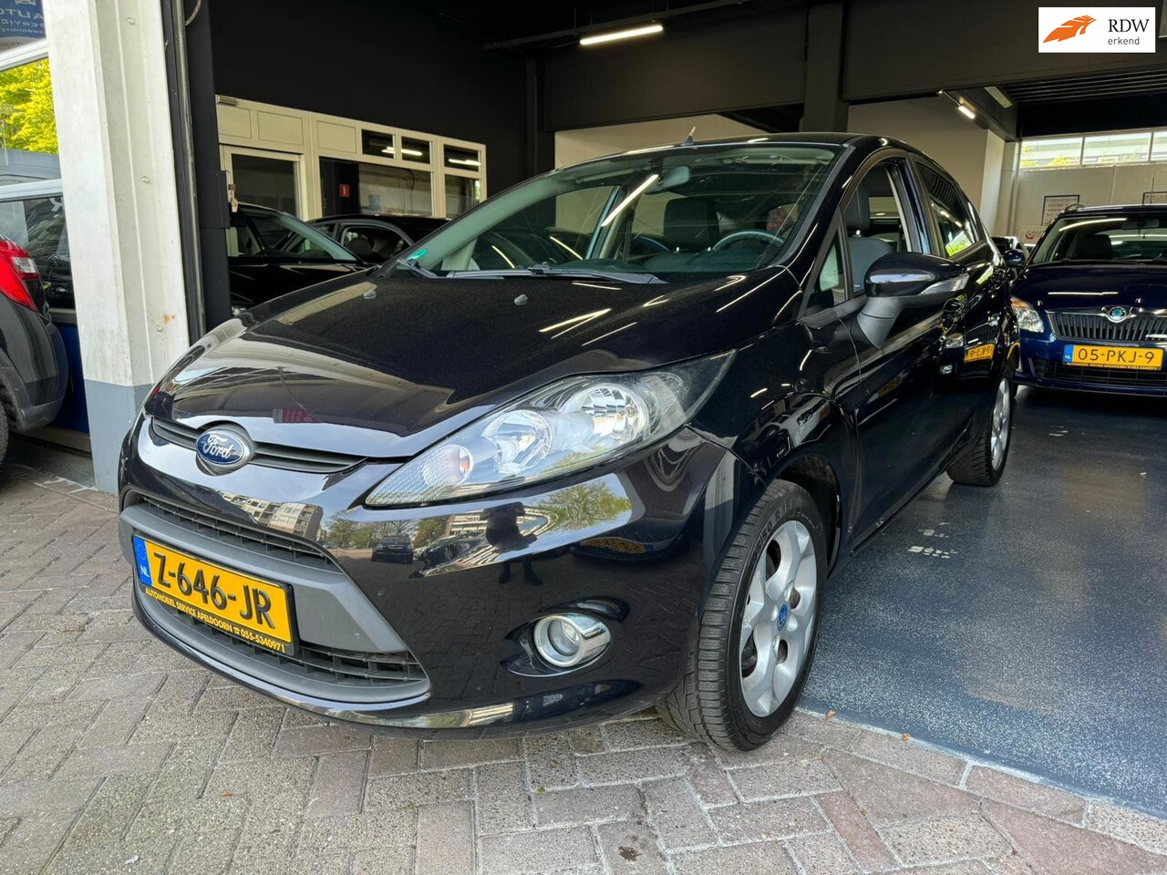 Ford Fiesta - 1.25 Trend *AIRCO*ELEKTR. PAKKET*MF. STUUR*LM.VELGEN*NW.APK* - AutoWereld.nl
