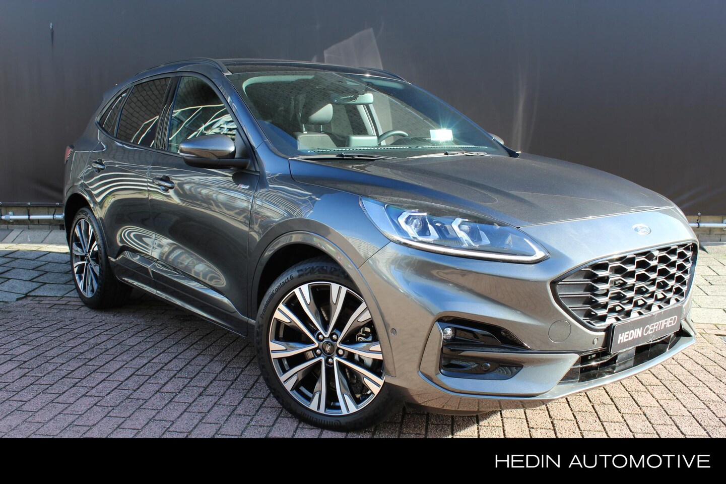 Ford Kuga - 2.5 PHEV ST-Line X | Trekhaak | Panoramadak | Adaptievecruisecontrol | Winterpack | - AutoWereld.nl