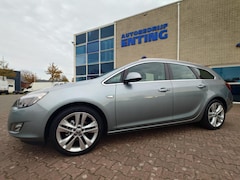Opel Astra Sports Tourer - 1.4 Turbo Sport + set winterbanden op velg + trekhaak