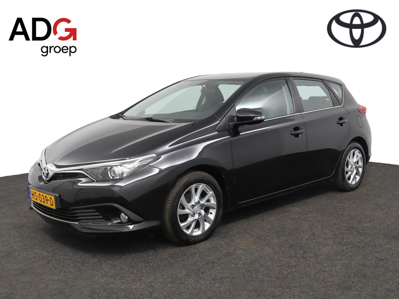 Toyota Auris - 1.2T Aspiration | Airco | Achteruitrijcamera | Cruise Control | Navigatie | Trekhaak | 130 - AutoWereld.nl