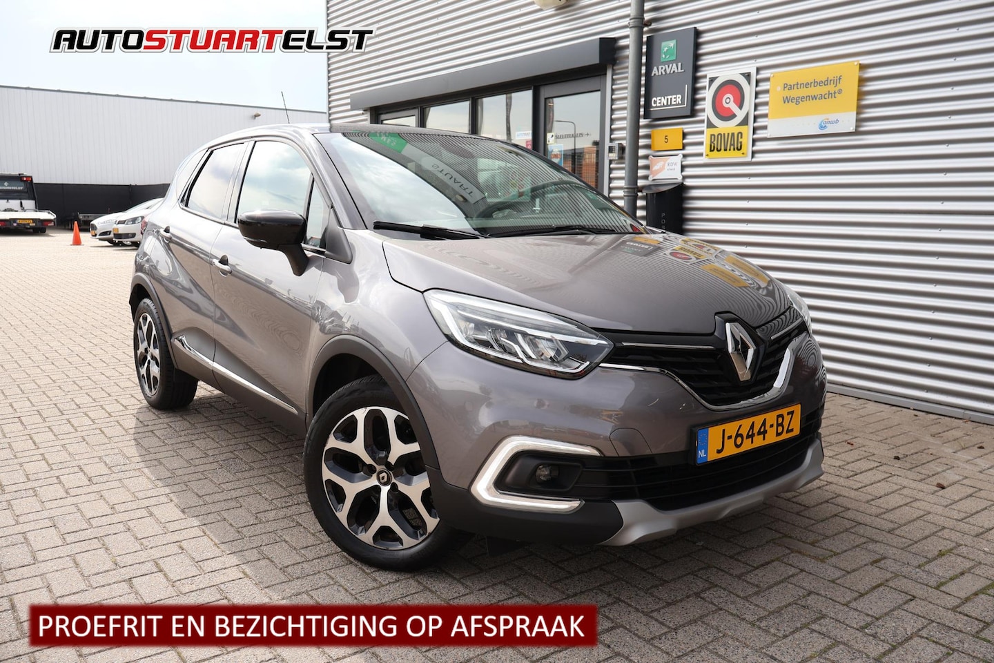 Renault Captur - 0.9 Intens NL-Auto | Volledig Onderh. | Carplay | Stoelverwarming | Bi-Tone | Navi | Cruis - AutoWereld.nl