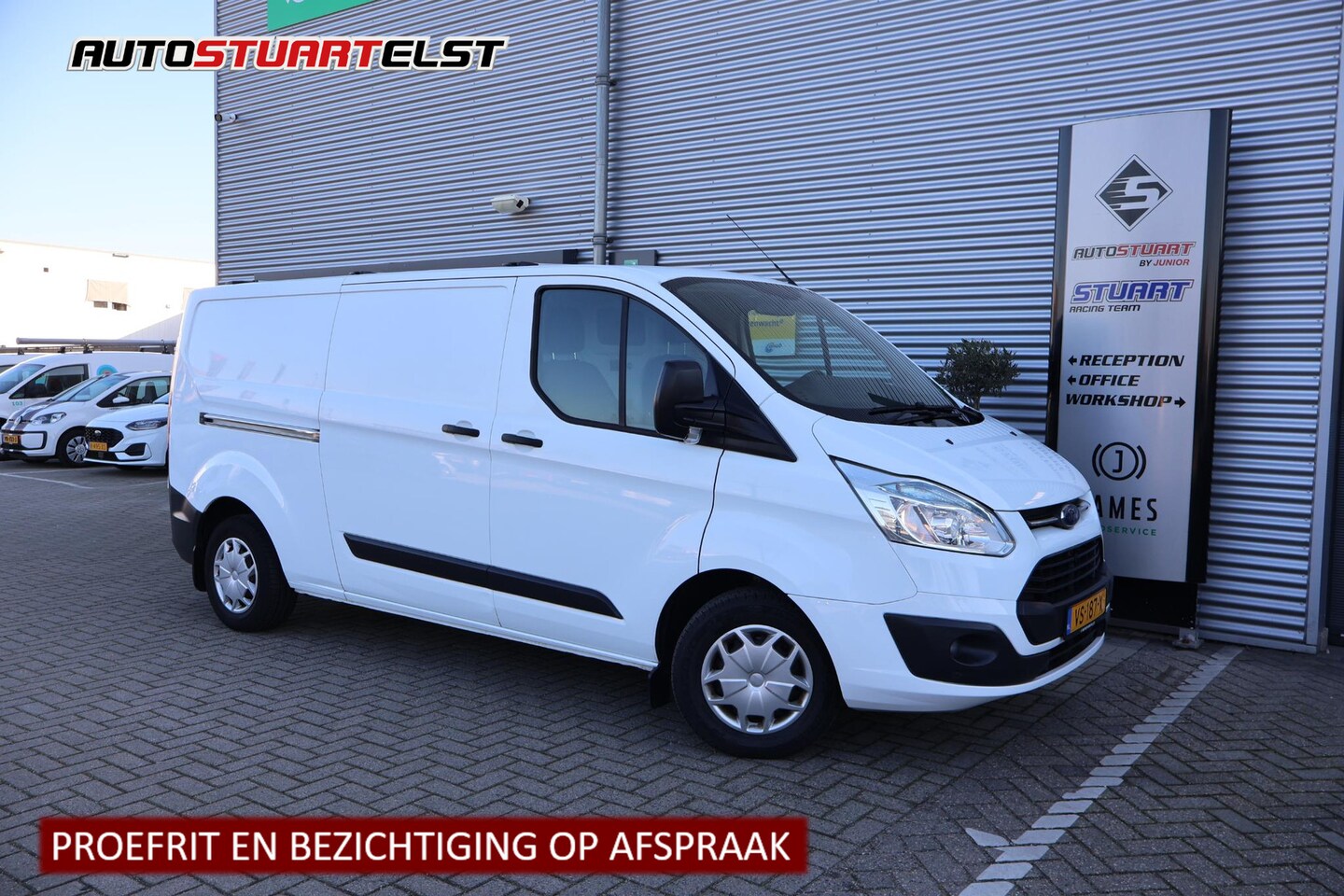 Ford Transit Custom - 310 2.2 TDCI L2H1 Trend Complete Inrichting | 2x Schuifdeur | PDC |  Navi | BTW | 1e Eigen - AutoWereld.nl