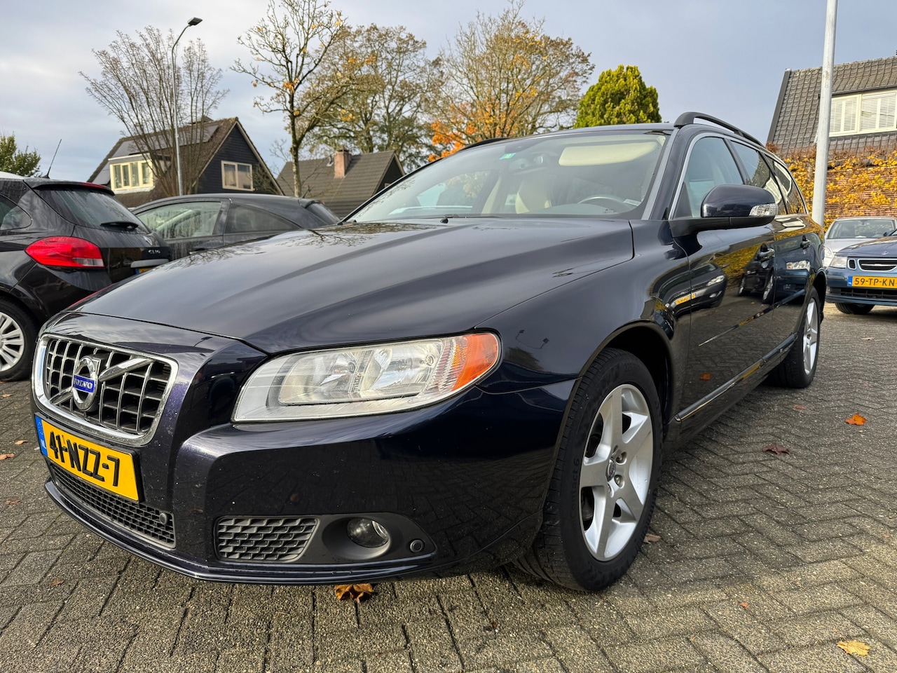 Volvo V70 - 2.0D Limited Edition 1e Eig.Dealer ondh,Leder,Nap - AutoWereld.nl