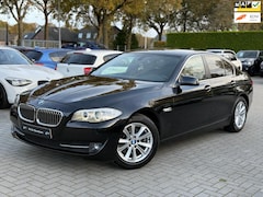 BMW 5-serie - 520i High Executive|Nieuwe Ketting|Leder|Navigatie|Climate control|Flippers stuurwiel|Crui