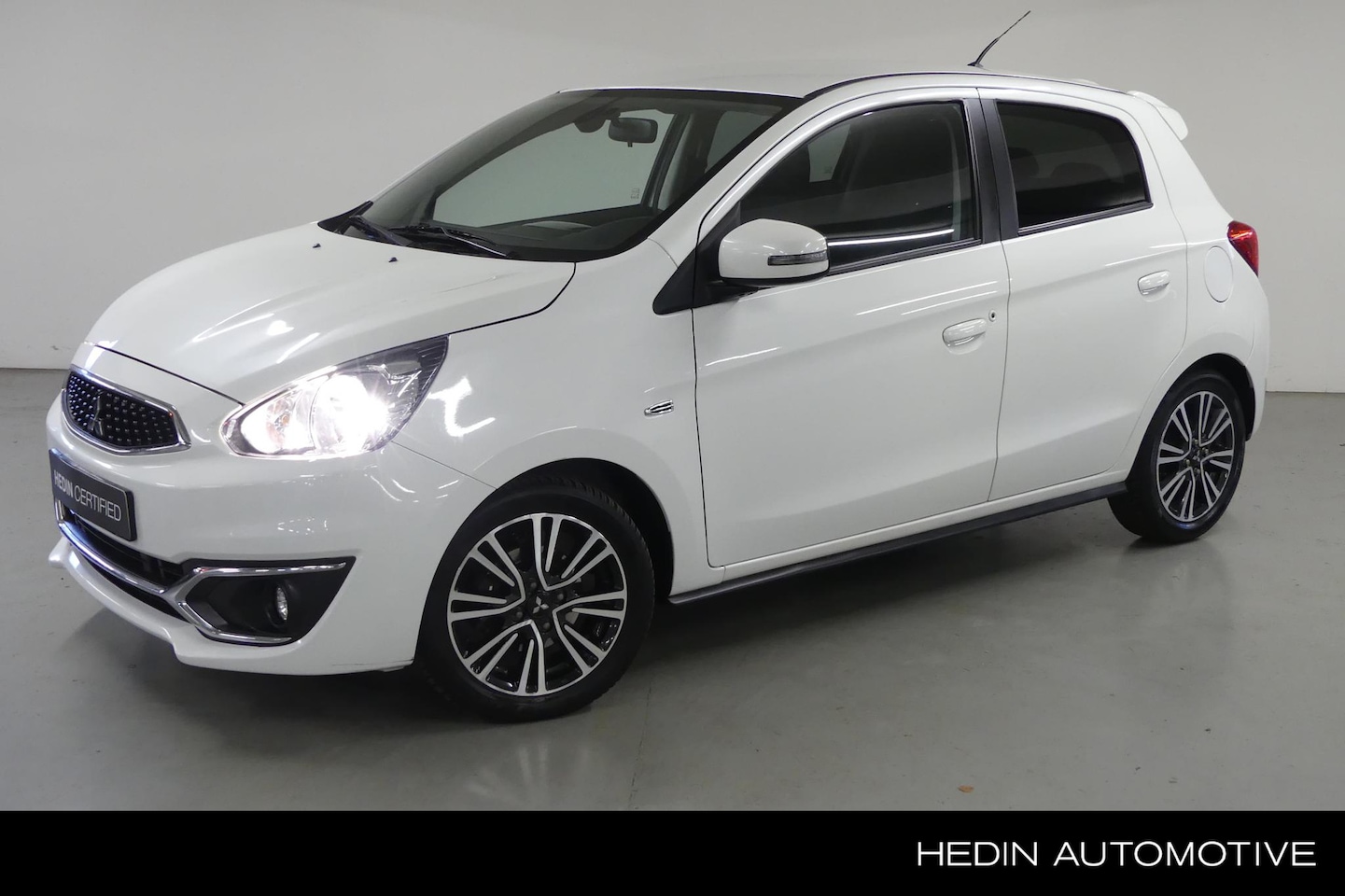 Mitsubishi Space Star - 1.2 Life | Automaat | Lichtmetalen Velgen | Climate Control | Cruise Control | Audio | DAB - AutoWereld.nl