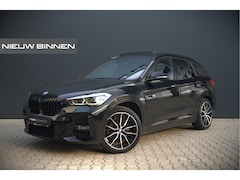 BMW X1 - xDrive25e eDrive Edition M Sport | Panoramadak | Leer | Head-Up Display | Camera | Shadowl