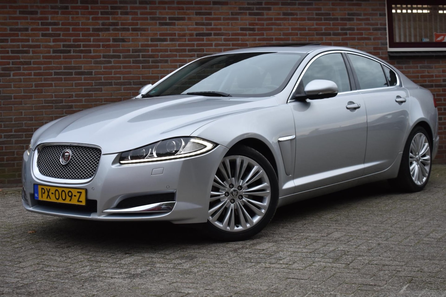 Jaguar XF - 3.0D '11 Xenon Leder Clima Navi Cruise - AutoWereld.nl