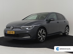 Volkswagen Golf - 1.0 eTSI Business 111pk DSG/AUTO | Trekhaak | Dodehoekdetectie | Keyless | Adaptief cruise