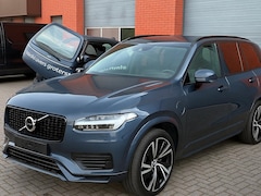 Volvo XC90 - 2.0 T8 Plug-in hybrid AWD Plus Dark Facelift . Nu met € 24.075 korting