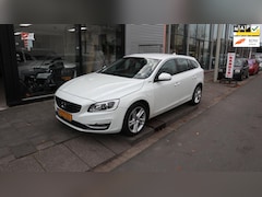 Volvo V60 - 2.4 D6 AWD Plug-In Hybrid Summum