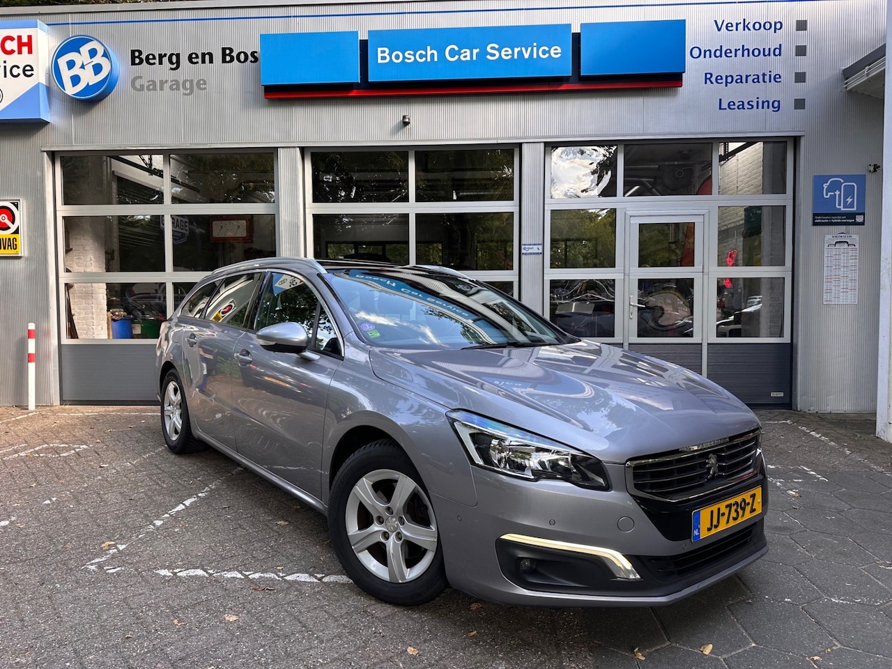 Peugeot 508 SW - 1.6 e-THP Blue Lease Executive/ Camera/ Trekhaak - AutoWereld.nl
