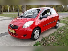 Toyota Yaris - 1.0 12V VVT-I 3DR Plus
