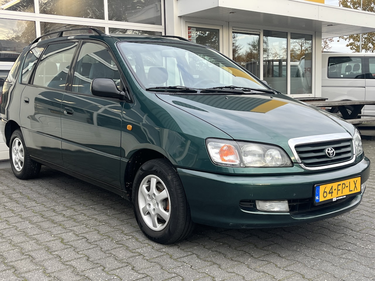 Toyota Picnic - 2.0 GXi - 7-persoons Airco - AutoWereld.nl