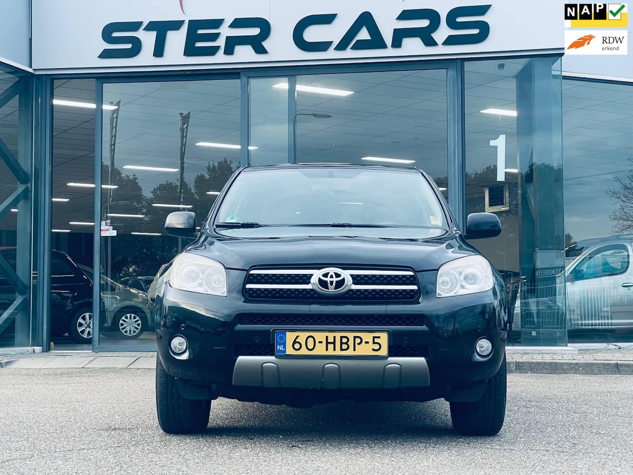 Toyota RAV4 - 2.0 VVTi X-Style Navigator 2.0 VVTi X-Style Navigator, Eerst Eigenaar, NAP, Vol optie, Trekhaak - AutoWereld.nl
