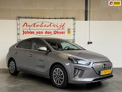 Hyundai IONIQ - Premium EV 38 kWh|Camera|Stoelverwarming V+A|PDC|Dodehoekdetectie|
