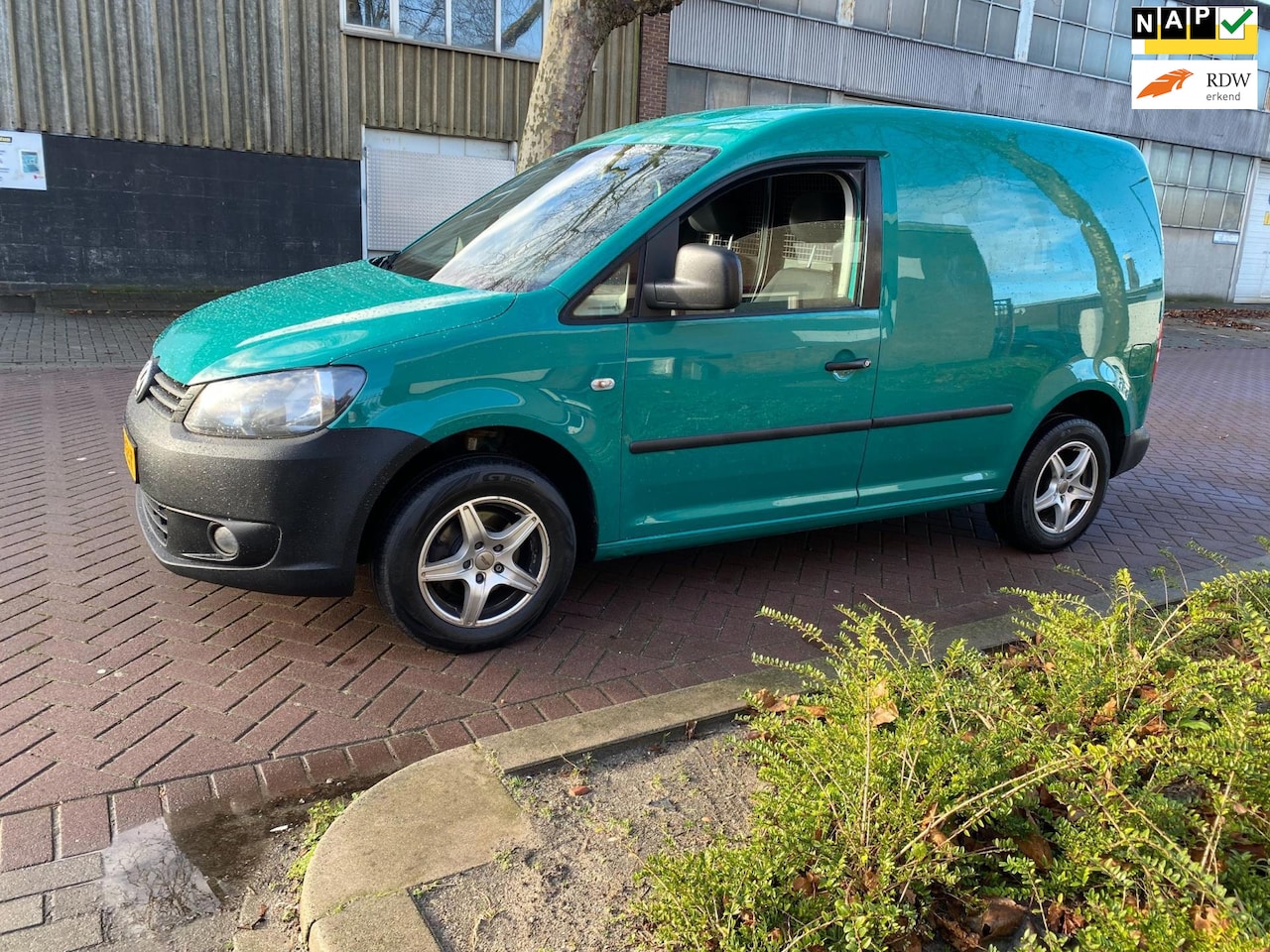 Volkswagen Caddy - 1.6 TDI * 2014 * Airco * Cruise Control * Euro5 * Distr, Riem vervangen *APK 14-1-2026 * - AutoWereld.nl