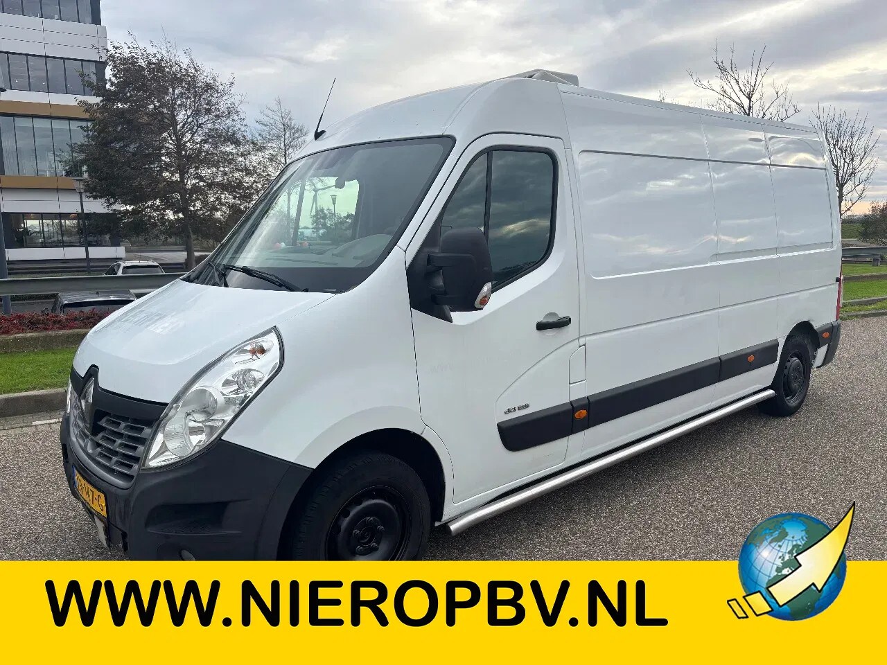 Renault Master - 2.3DCI L3H2 Koelwagen Airco Navi Cruisecontrol - AutoWereld.nl