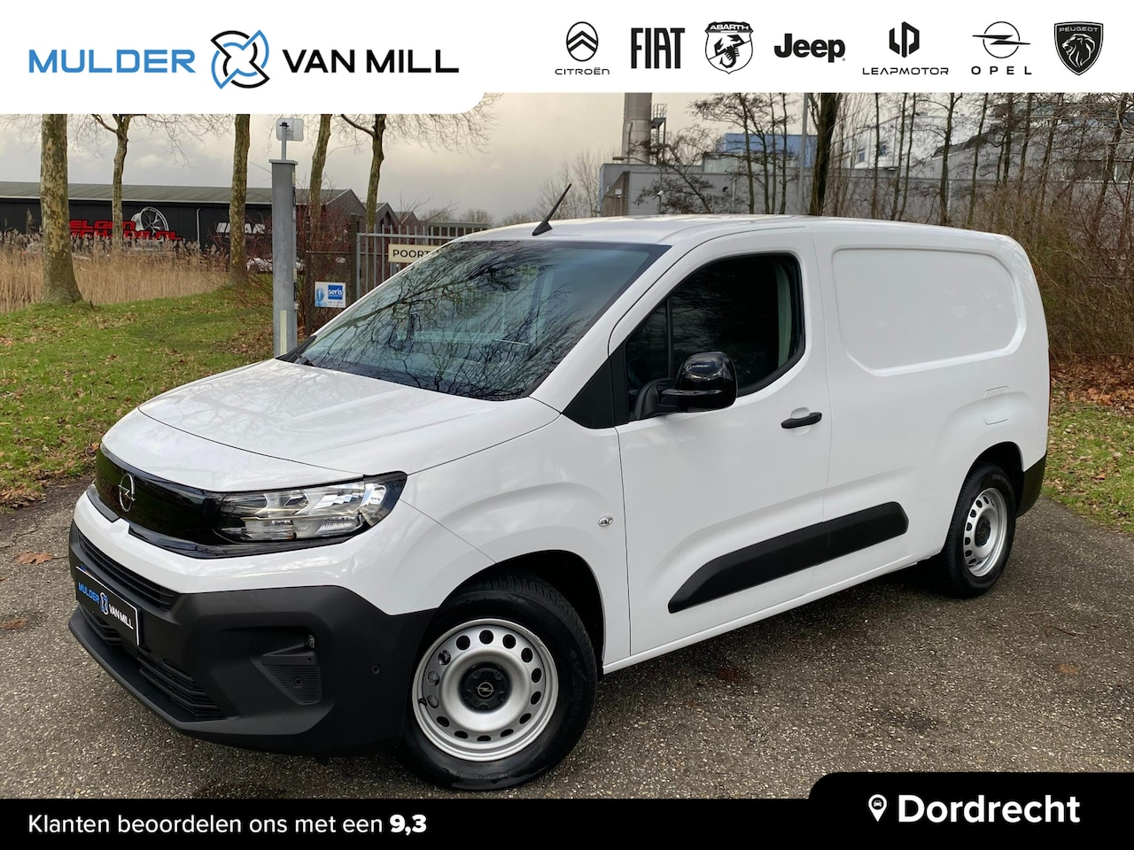 Opel Combo Electric - L2 50kWh 136pk | 3-zits | NAVI | Multimedia | Apple Carplay | Android Auto | Achteruitrijc - AutoWereld.nl