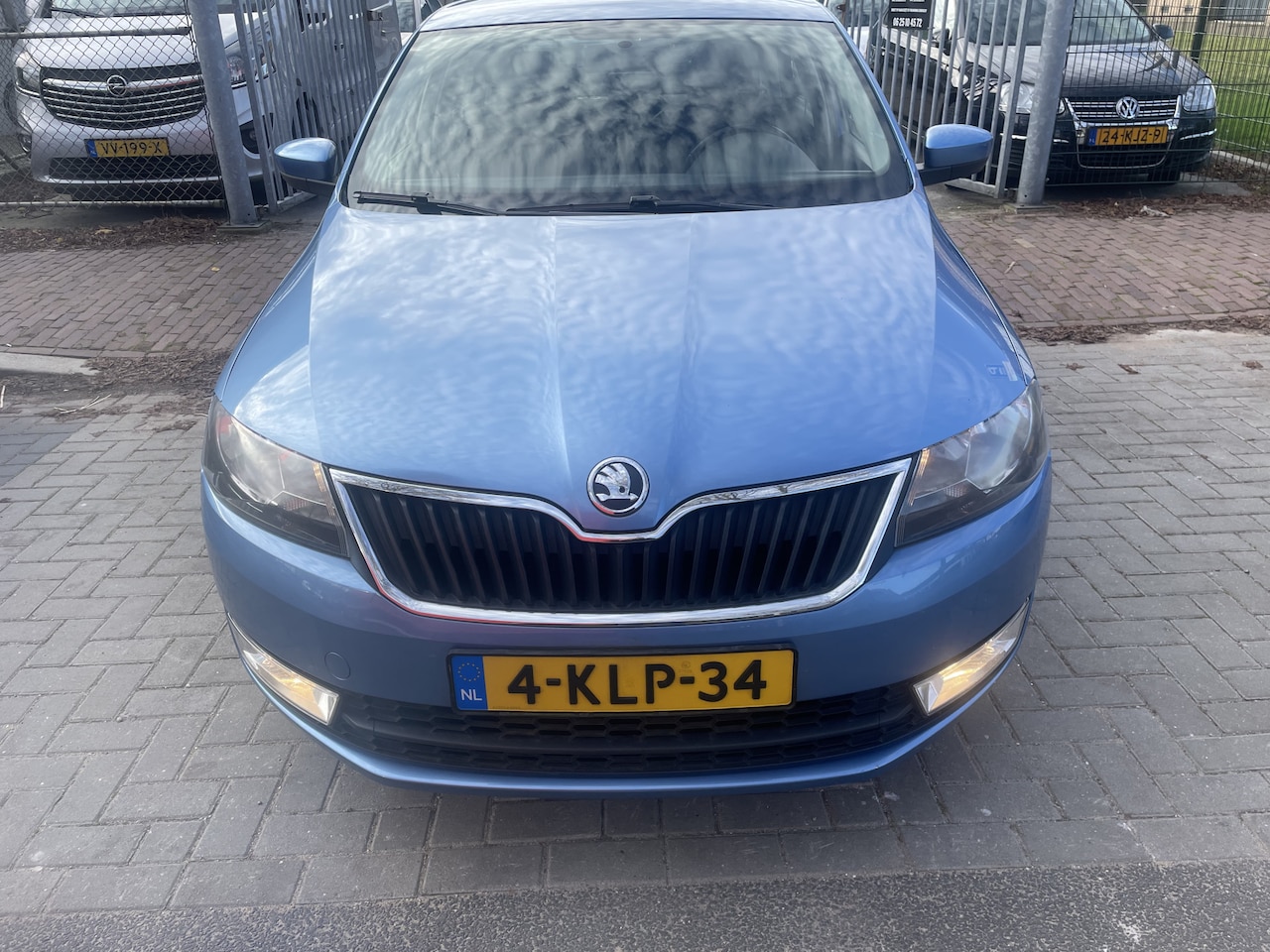 Skoda Rapid - 1.2 TSI Greentech Ambition Businessline 1e eigenaar mooi alle beurtjes gedaan boekje aanwe - AutoWereld.nl