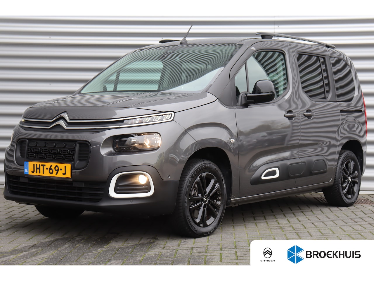 Citroën Berlingo - Citroën 1.2 PURETECH 130PK SHINE AUTOMAAT / NAVI / CLIMA / LED / PDC / 17" LMV / CAMERA / - AutoWereld.nl