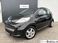 Peugeot 107 - 1.0-12V Millesim 200 Airco / Velgen / 4-Seizoen