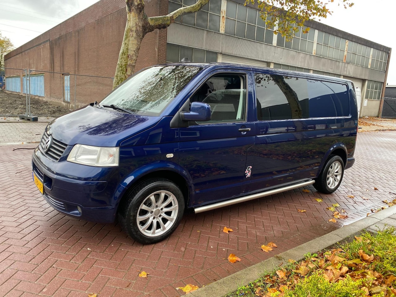 Volkswagen Transporter - 2.5 TDI 340 * Airco * 128KW=174PK *Lang * Elek Ramen * Sport * APK 28-2-2026 * - AutoWereld.nl