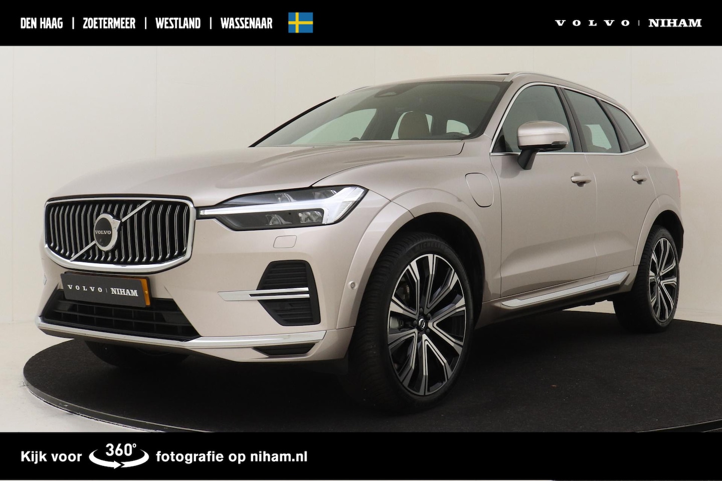 Volvo XC60 - T6 PLUG-IN HYBRID ULTRA BRIGHT *FULL OPTIONS!* -PANO.DAK|BOWERS&WILKINS|GEVENT.LEDER+MASSA - AutoWereld.nl