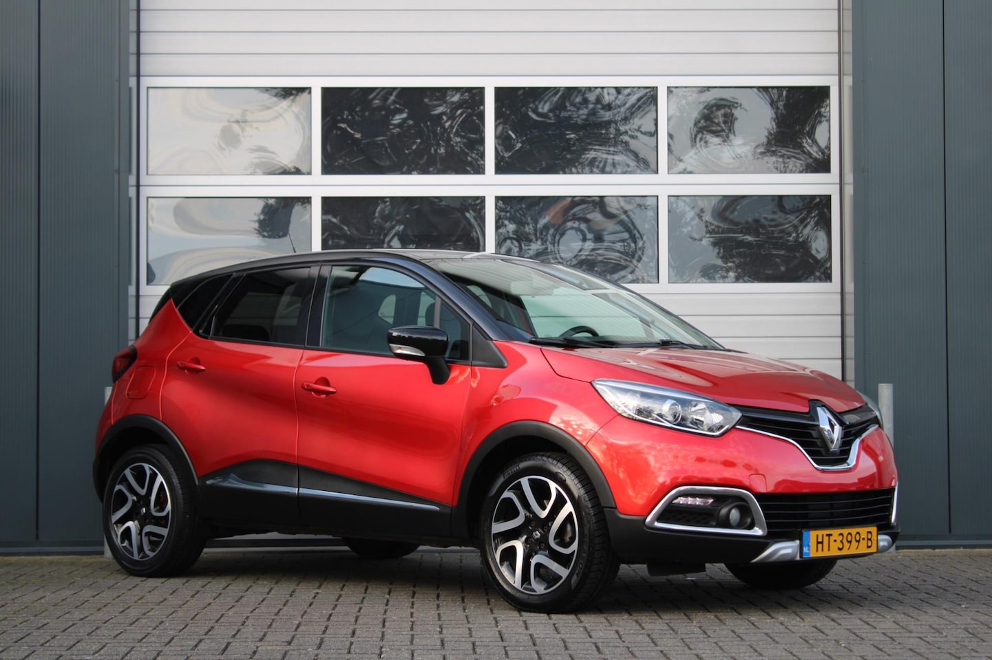 Renault Captur - 1.2 TCe Xmod Automaat Clima/Cruise/Camera/Keyless/Navi/Bluetooth/Leder/Stoelverwarming/Rad - AutoWereld.nl