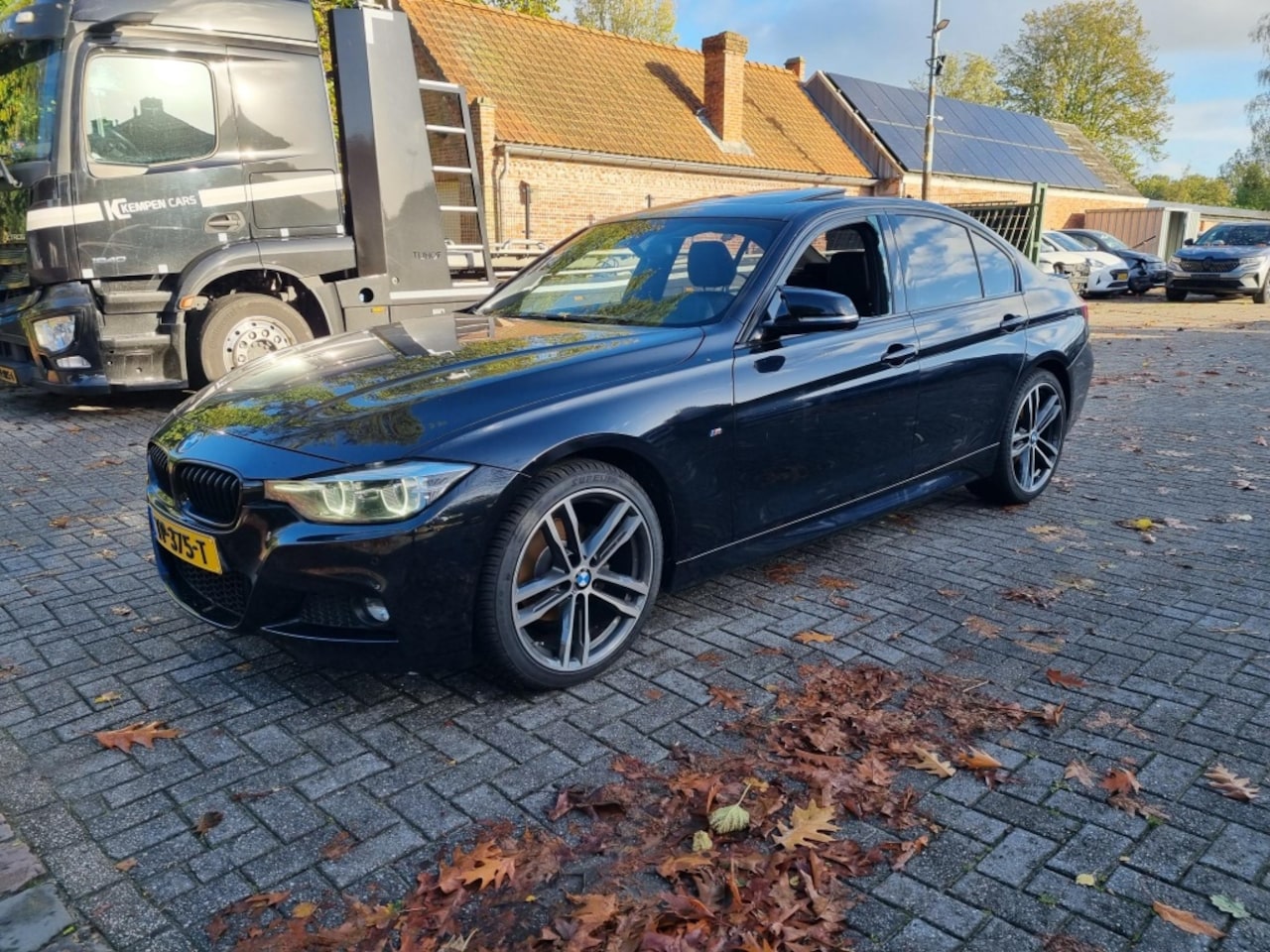 BMW 3-serie - 320i Aut. Msport Schuifdak Stoelverw Leder - AutoWereld.nl