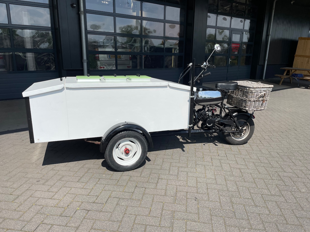 Piaggio Ape - Huisman IJSBROMMER - AutoWereld.nl