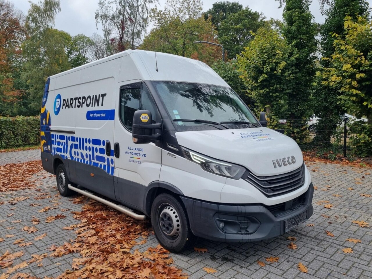 Iveco Daily - 35-140 Hi-Matic Airco Navi - AutoWereld.nl