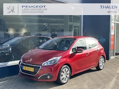 Peugeot 208 - 1.2 Blue Lion | Leuke Complete uitvoering | Navigatie | Airco | Trekhaak 1150 KG | Parkeer