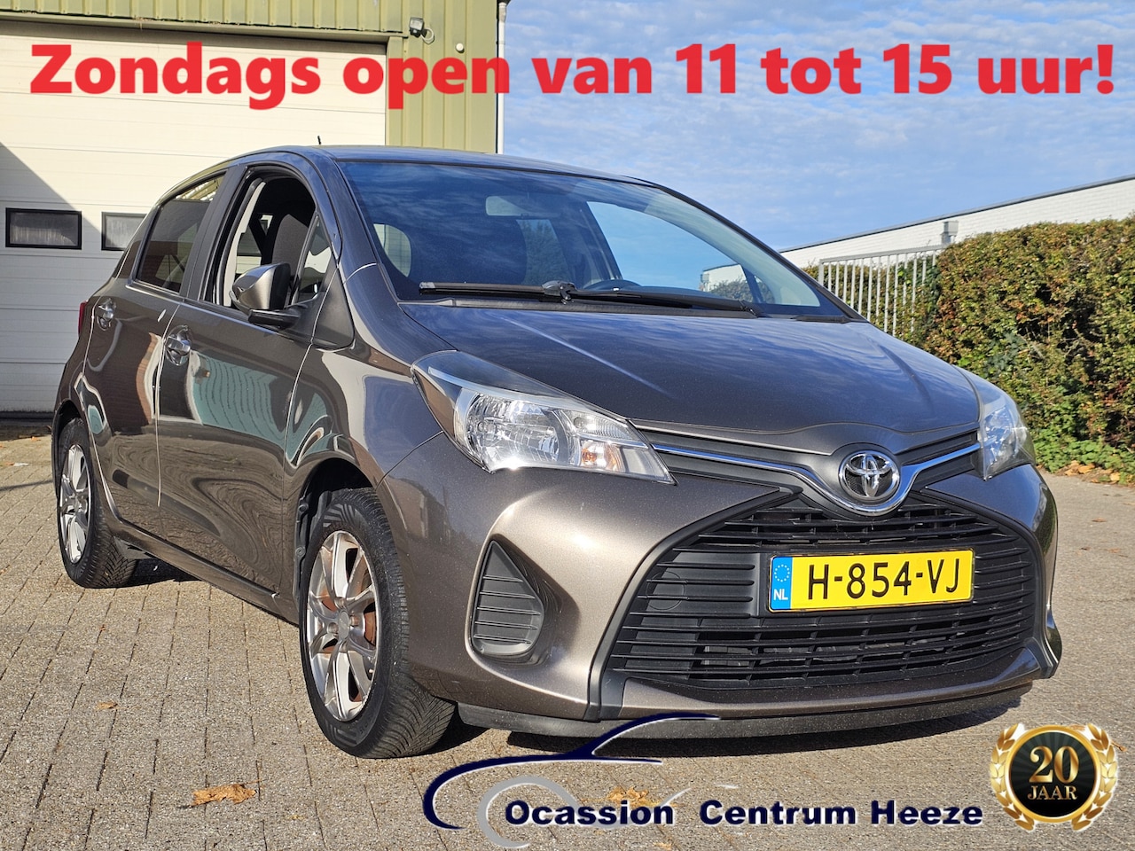 Toyota Yaris - 1.3 VVT-i Trend Bi-Tone 1.3 VVT-i Trend Bi-Tone, Apk 6-2026! Zondag OPEN! - AutoWereld.nl