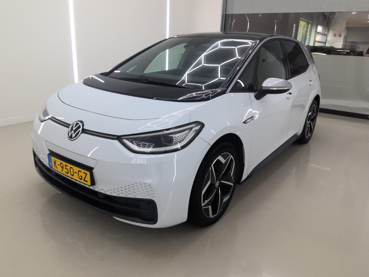 Volkswagen ID.3 - 204pk 58kWh 1ST Plus 93% SoH [ TREKHAAK+LEDER+CARPLAY+CAMERA+STOELVERWARMING+CLIMATE+PDC ] - AutoWereld.nl