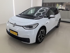 Volkswagen ID.3 - 204pk 58kWh 1ST Plus 93% SoH [ TREKHAAK+LEDER+CARPLAY+CAMERA+STOELVERWARMING+CLIMATE+PDC ]