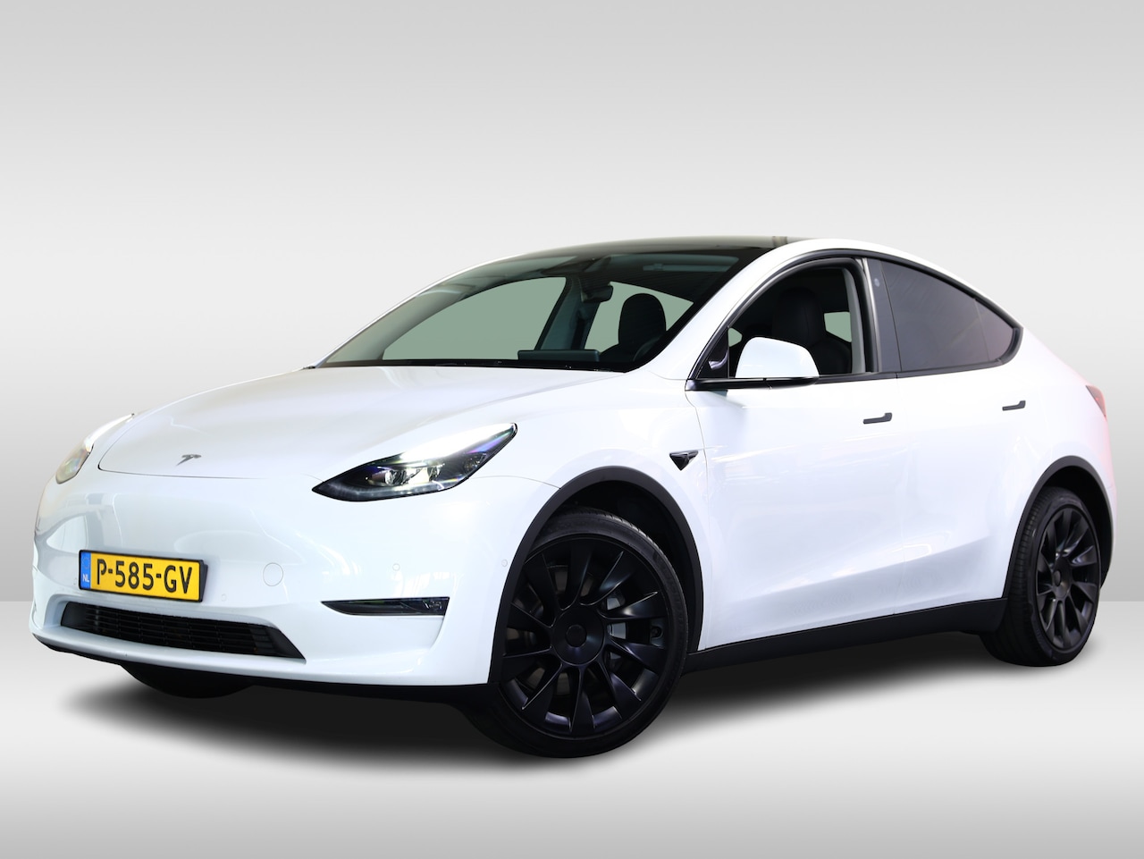 Tesla Model Y - Long Range AWD 75 kWh BTW AVM 74000 km ! 2022 - AutoWereld.nl