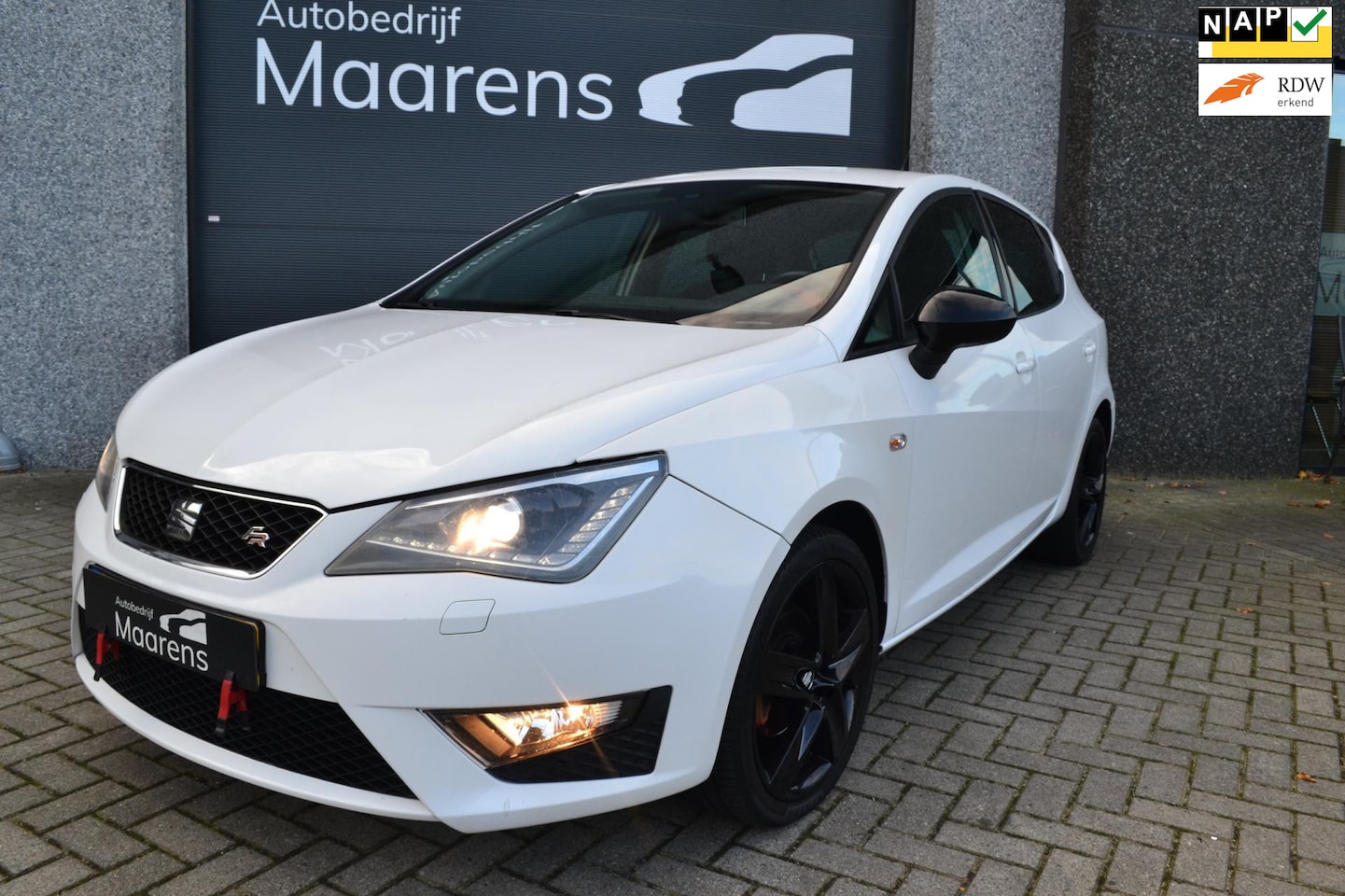 SEAT Ibiza - 1.2 TSI FR 1.2 TSI FR - AutoWereld.nl