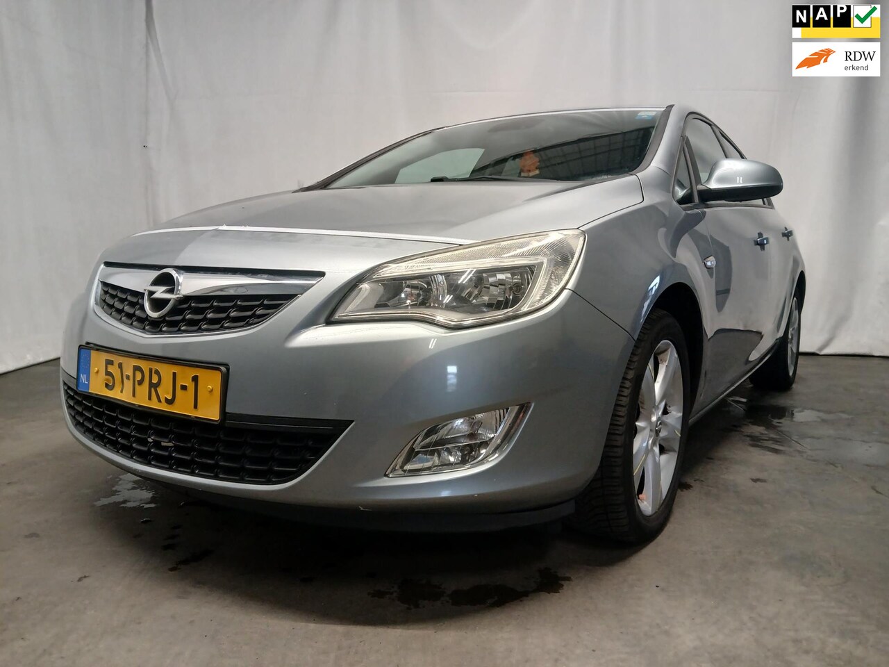 Opel Astra - 1.4 Turbo Edition - Koppakking Defect - AutoWereld.nl