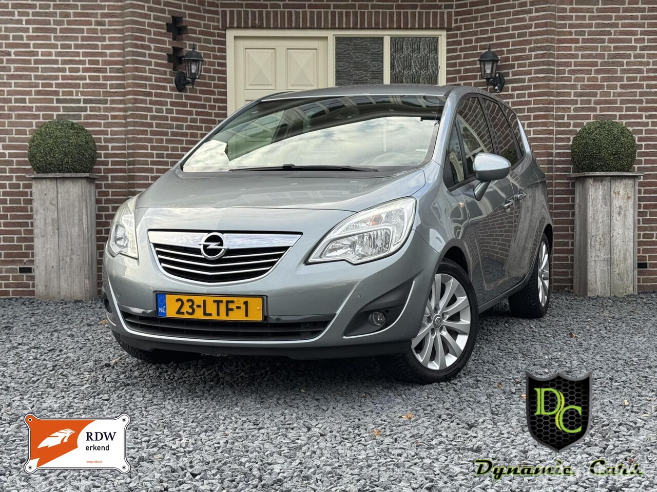 Opel Meriva - 1.4 Turbo Cosmo *Parksnsr *AGR *Carplay *Trekhaak - AutoWereld.nl