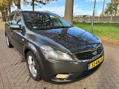 Kia Cee'd - 1.4 CVVT Seven wagon 2010 xenon