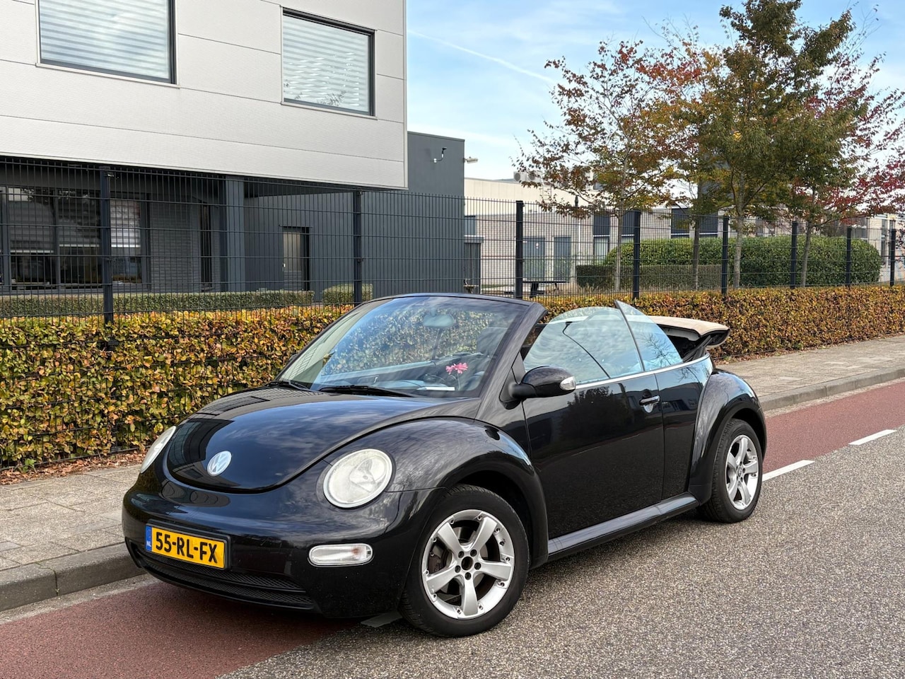 Volkswagen New Beetle Cabriolet - 1.6 Turijn Comfort Airco - AutoWereld.nl