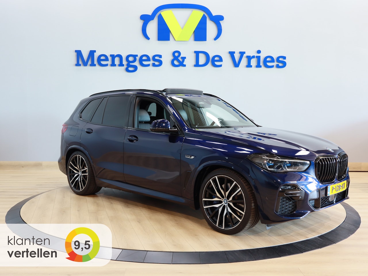BMW X5 - xDrive45e High Executive M Sport Pakket Individual | Airco ECC | Panorama | Alcantara heme - AutoWereld.nl