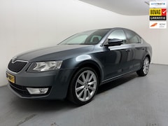 Skoda Octavia - 1.0 TSI Greentech Ambition Business # Clima # Navi # Stoelverwarming # Cruise # trekhaak